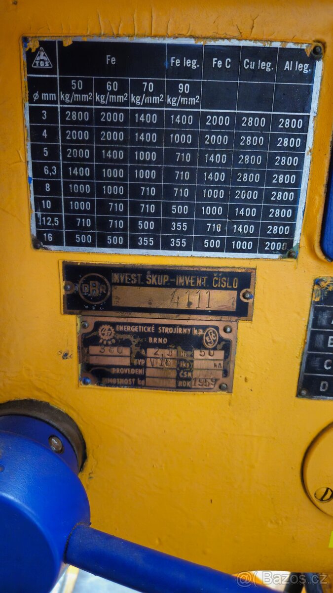 Stojanová vrtačka V16 - 3