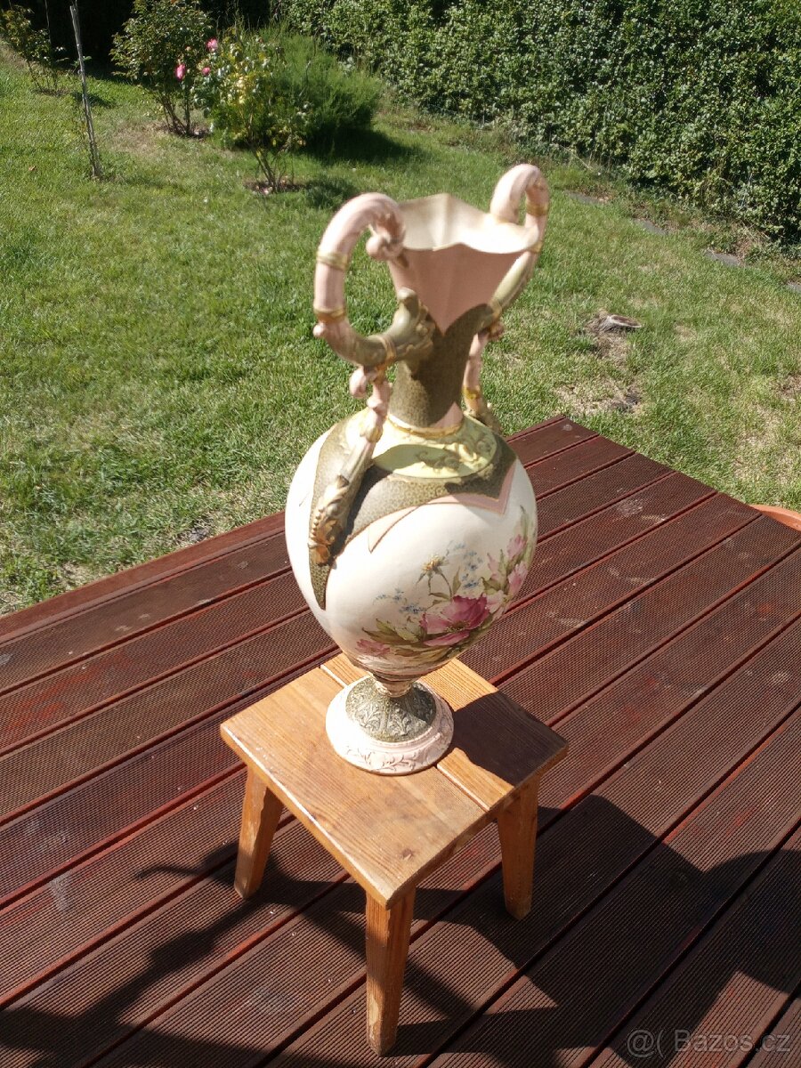 Stará porcelánová váza - 3