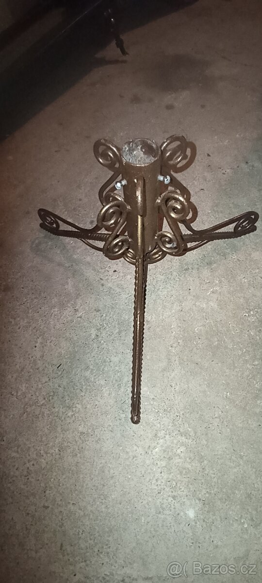 Stojánek na stromeček - 3