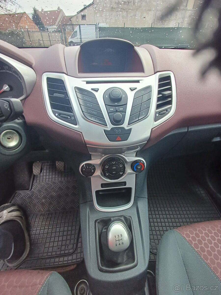 Ford Fiesta - 3