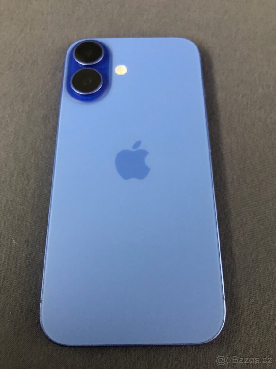 Apple iPhone 16 modrý - 3