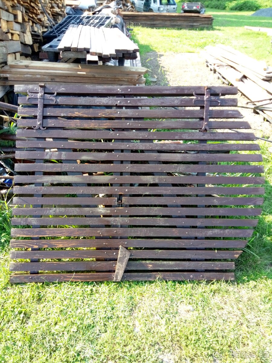 Branka,plot, pletivo, brána - 3