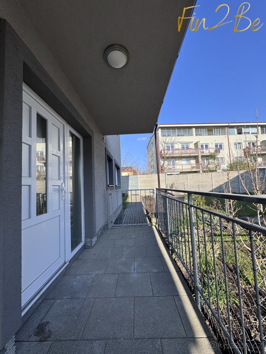 Pronajmu krásný mezonet 4kk v RD s garáží a zahradou - Běcho - 3