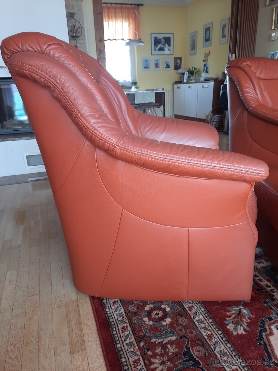 Použítá kožená sedací souprava - 3