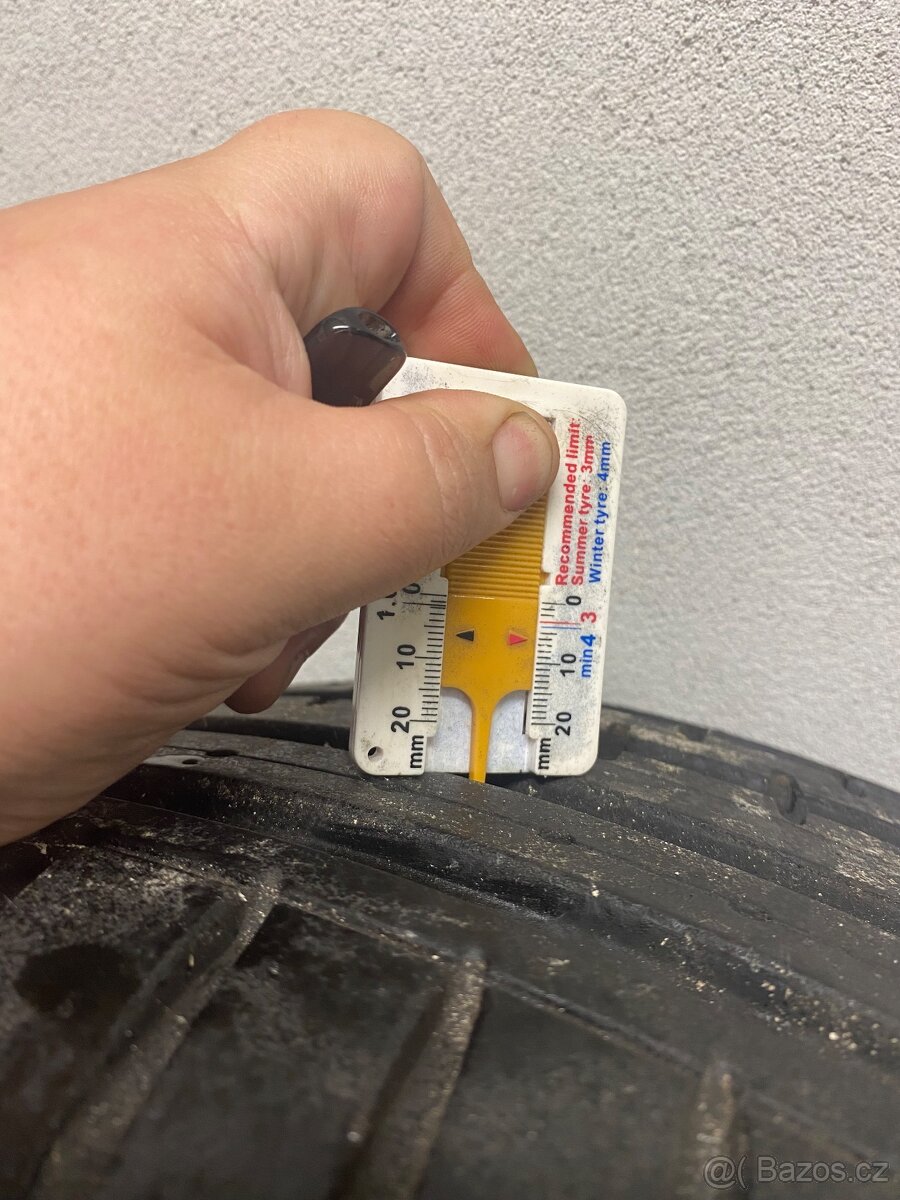 5x112 R17 8J ET43 Mercedes + 235/55 R17 letné - 3