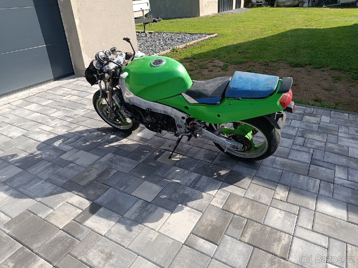 Díly Kawasaki ZX750J r.v 1991 - 3