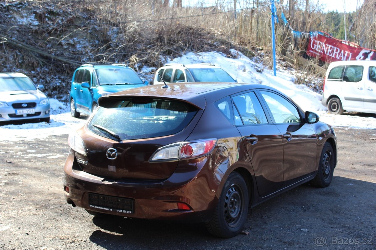 Mazda - 3