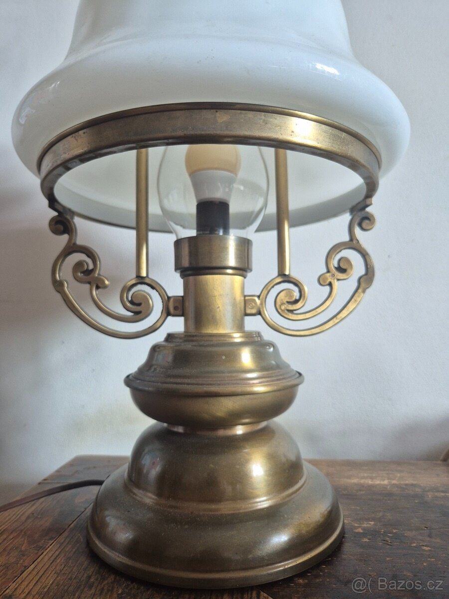 Velká stolní lampa ve stylu petrolejky - funkční - 3