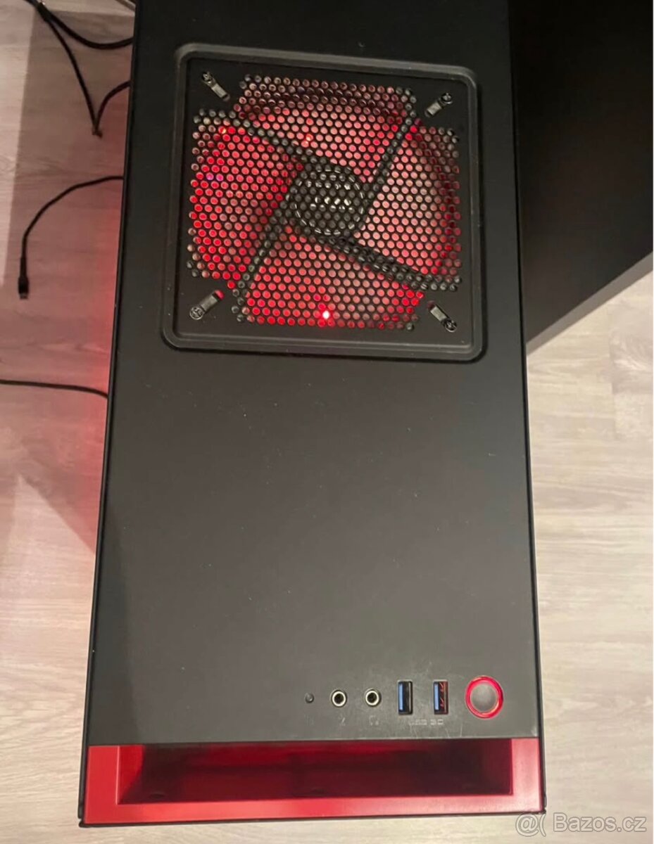 Počítač Alza game box - 3