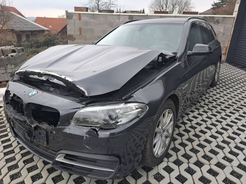 Díly z bmw f11 LCI 2.0d 140kw B47 - 3