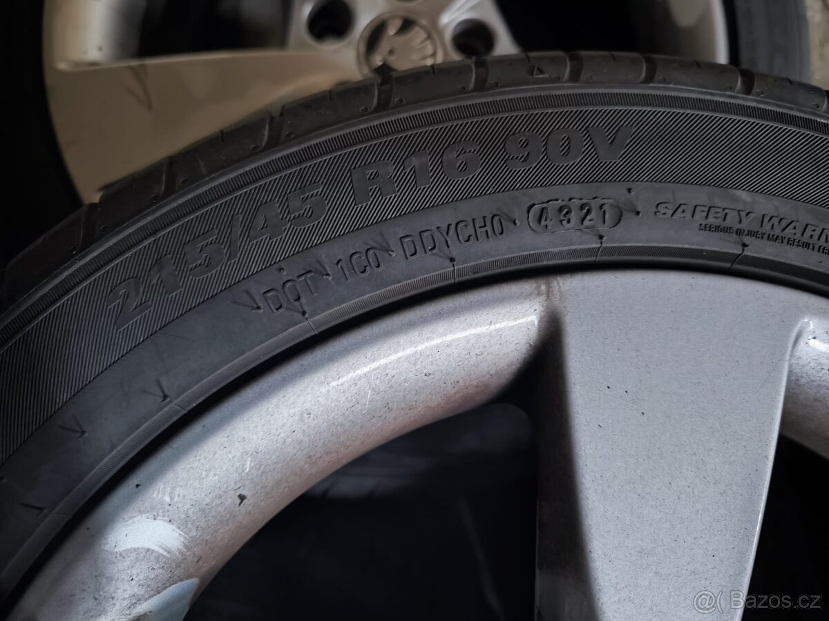215/45 R16 90V Kumho letní bez disků - 3