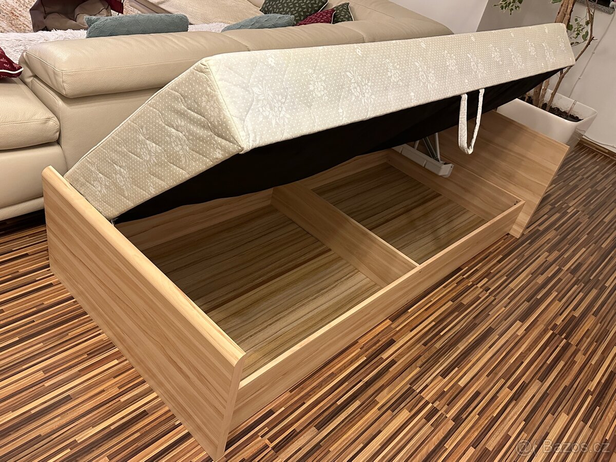 Postel s úložným prostorem - 3