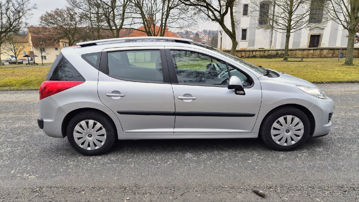 207, 1.4i, 111tis.km - 3