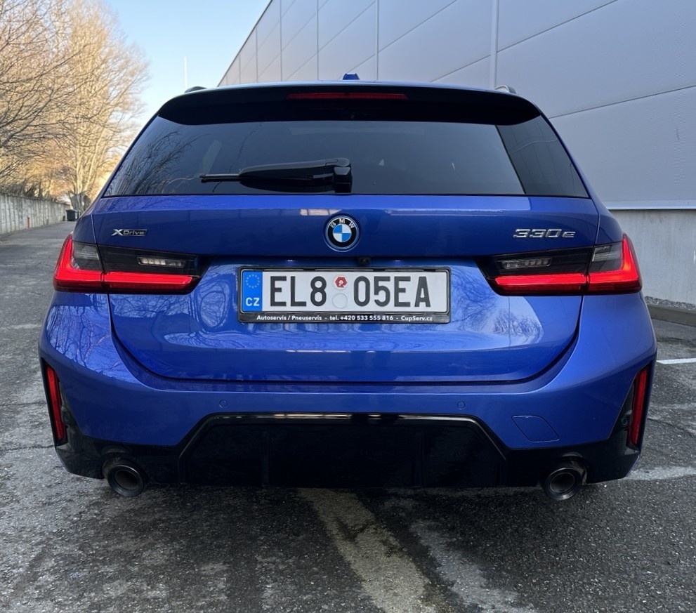 BMW G21 330e xDrive 20tkm - 3