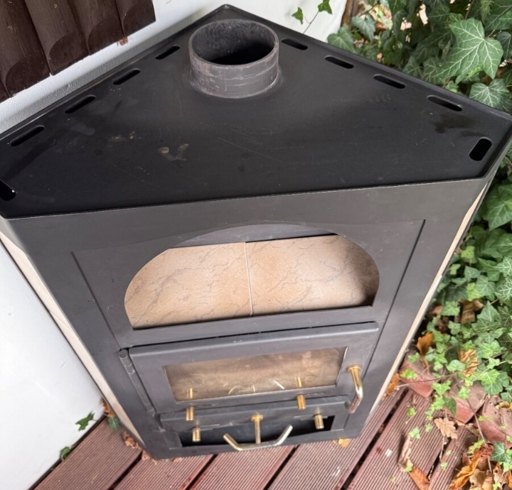 Prodám krbová kamna Haas Rukov beta mini - 3