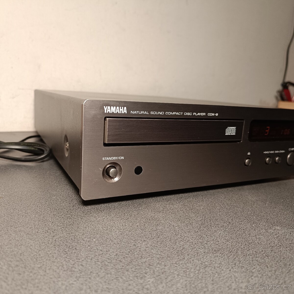 YAMAHA CDX-9 - 3