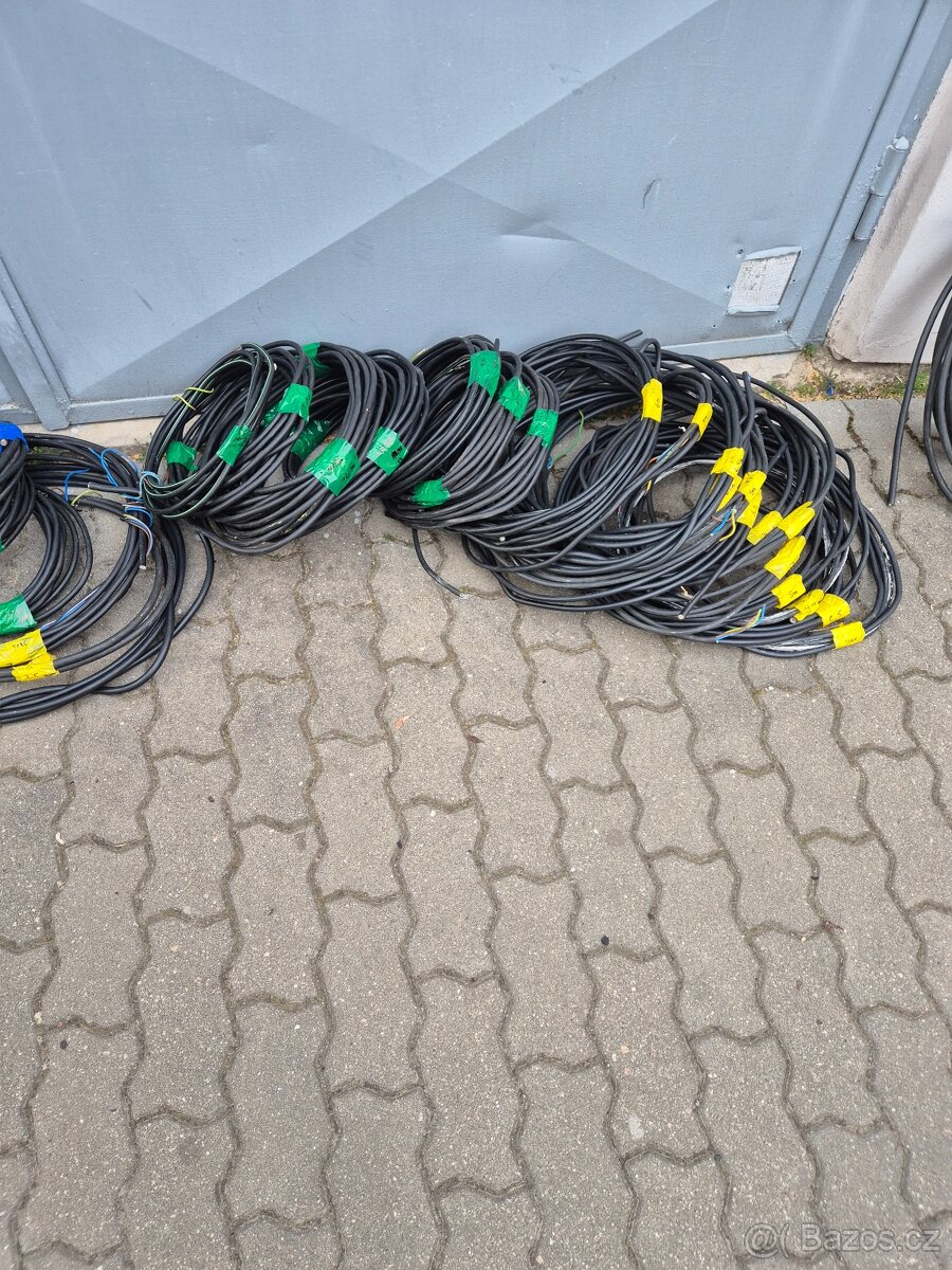 Různé cyky kabely - 3