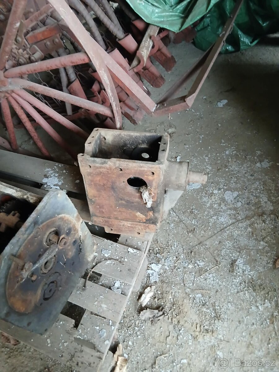 Obal převodovky zetor 25 a + hydraulika - 3