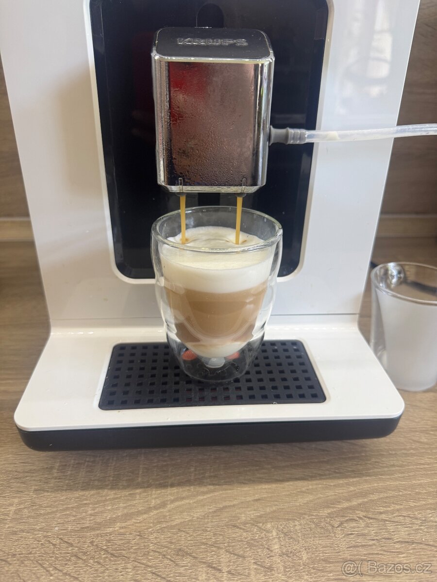 Automatický kávovar Krups cappuccino - 3