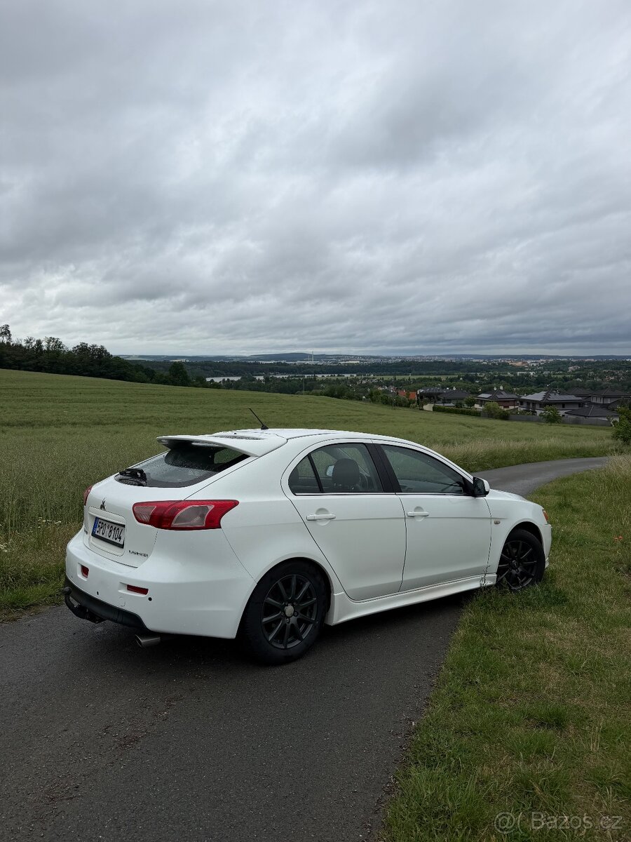 Mitsubishi Lancer sportback 1.8MIVEC 105kw - 3