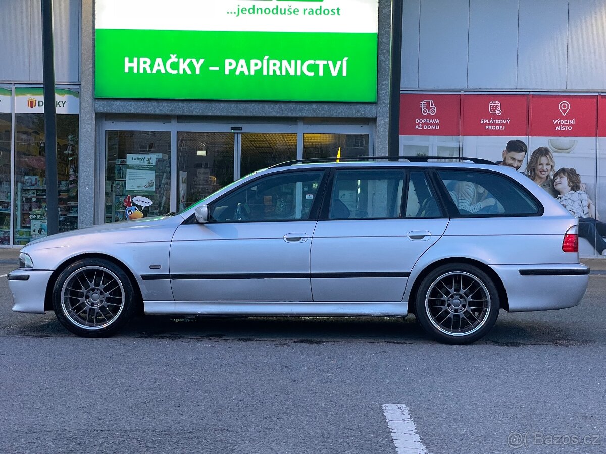 E39 530d touring manual - 3