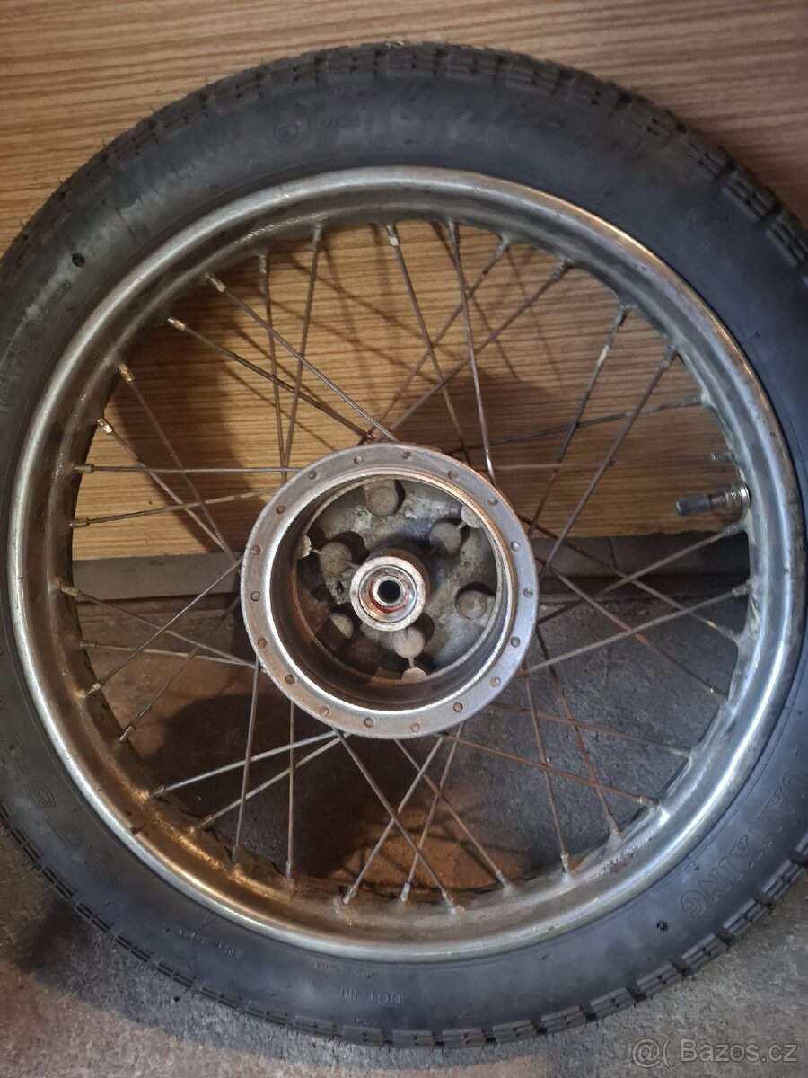 Jawa 50 kola - 3