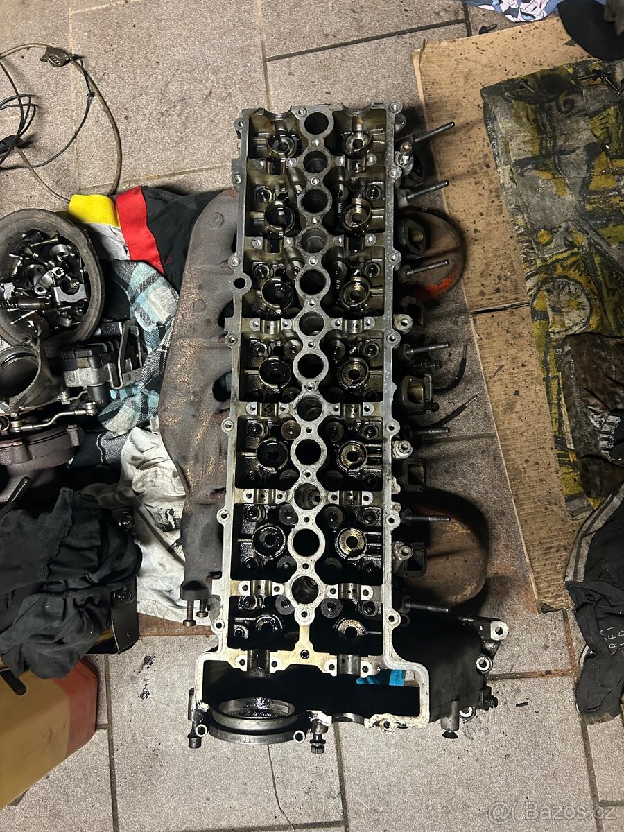 Prodám díly motoru BMW E61 M57 - 3