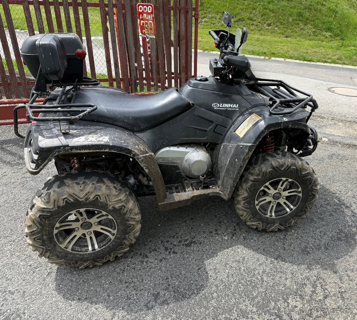 Čtyřkolka Linhai 500