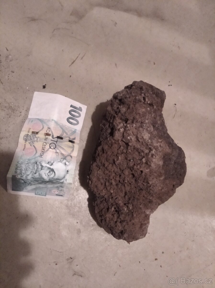 Dekorace akvária - červený sopečný tuf s magnetem - 3