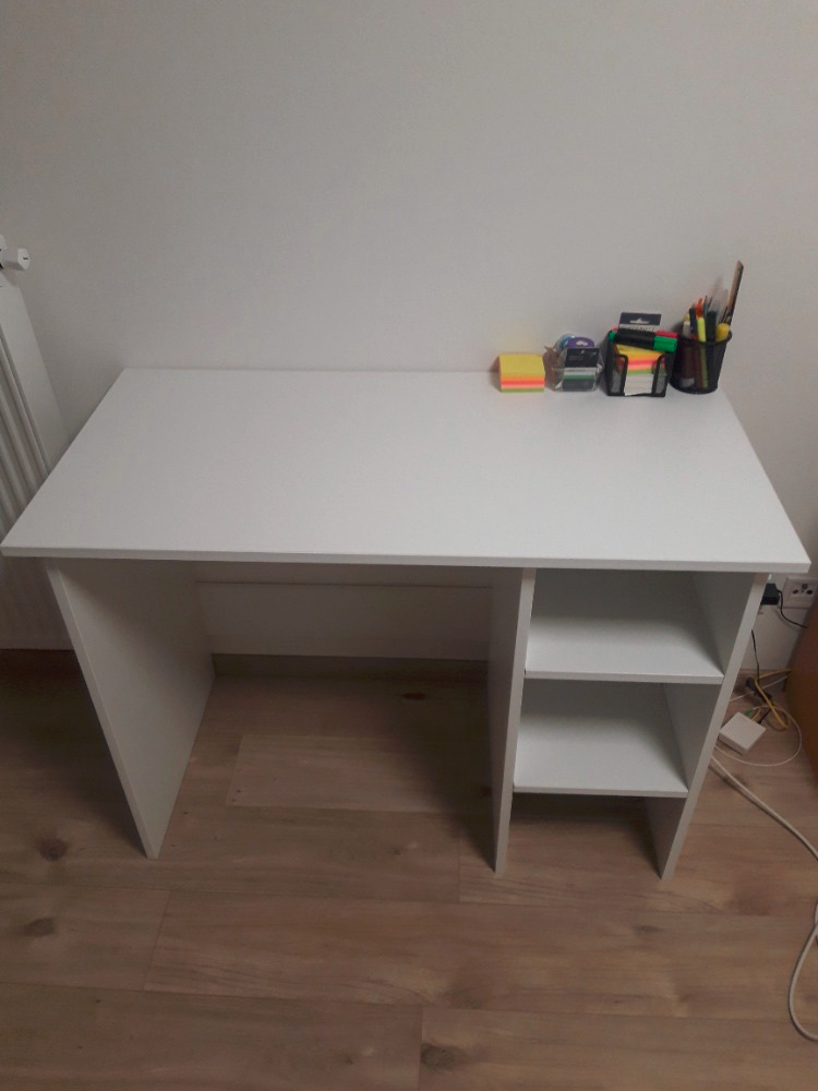 Prodám psací stůl - 3
