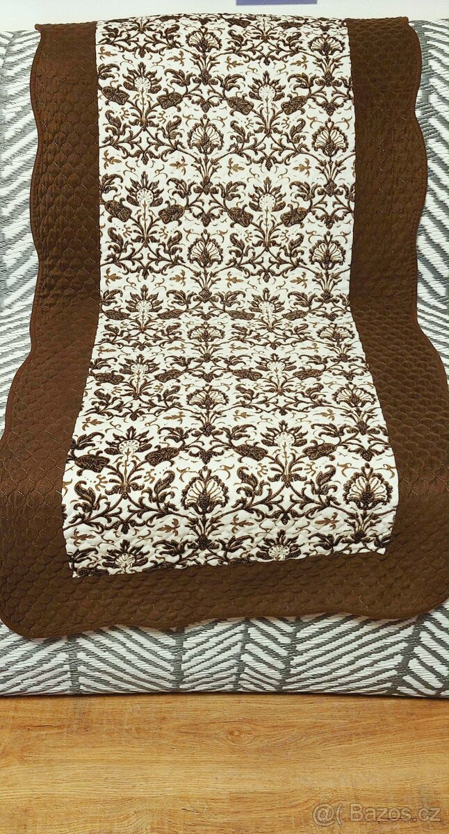 PŘEHOZY NA SEDACÍ SOUPRAVU - CENA ZA VŠECHNY 3 DÍLY - 3