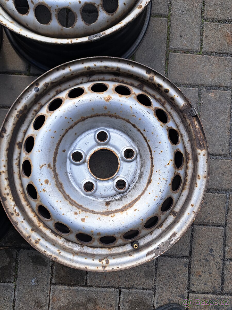 Volkswagen T5, T6 - plechové disky 16", - 3