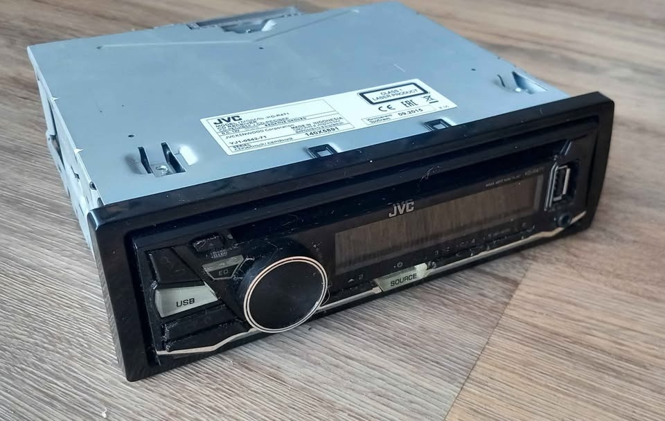 Autorádio JVC KD-R471 - 3