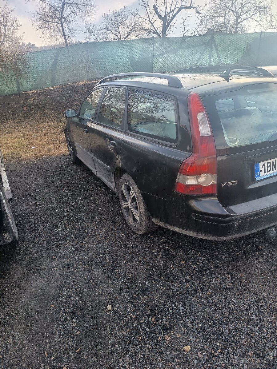 Volvo v50 - 3