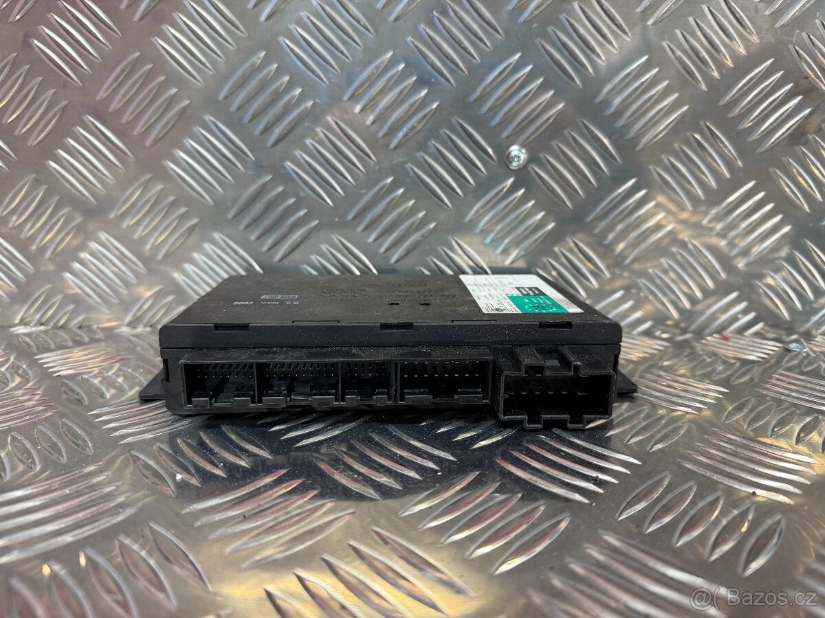 ŘÍDICÍ JEDNOTKA KOMFORTU 4B0962258E - 3