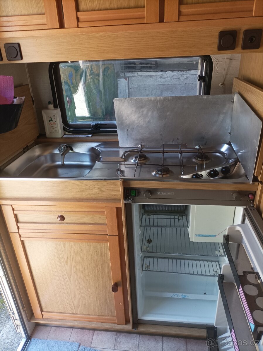 Malý karavan pro 2 osoby - 3