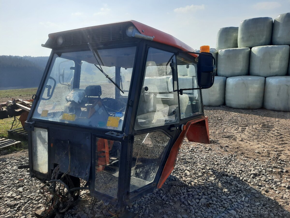 Kabina Zetor 7211 - 3