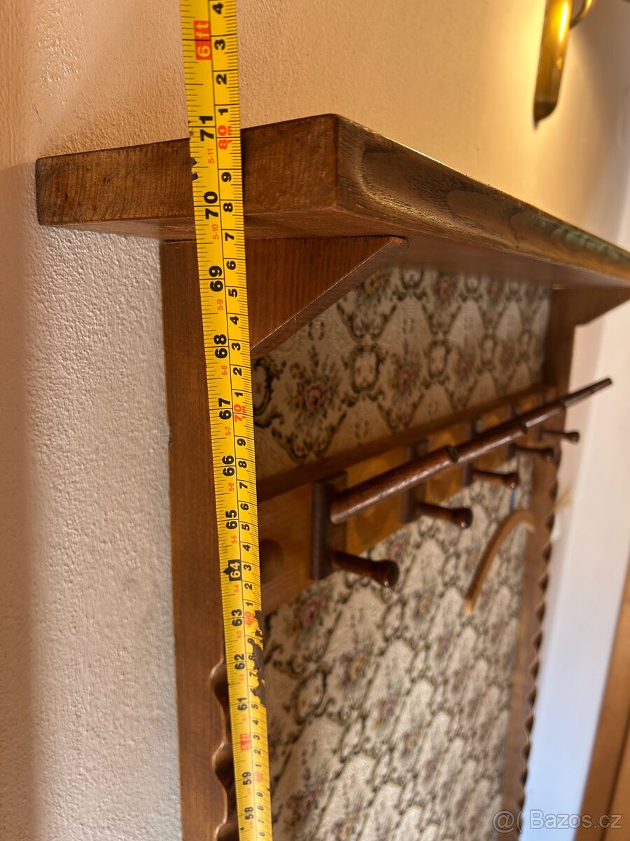 Předsíň, věšak - 3