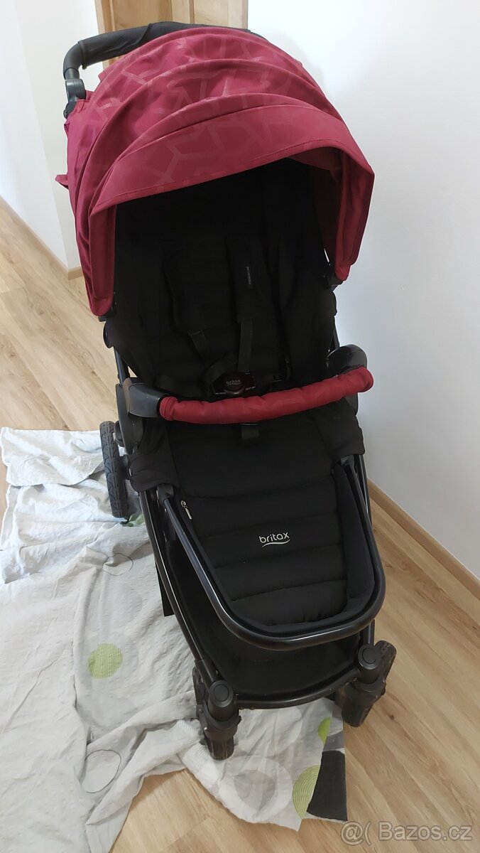 Kočárek Britax - 3