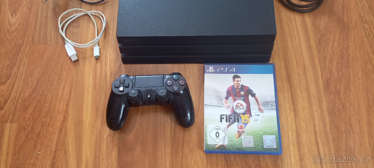 Playstation 4 PRO 1TB - 3