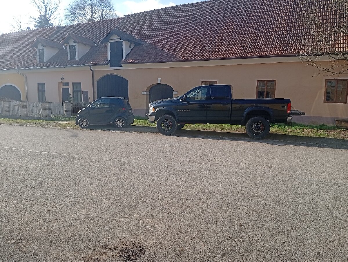 Dodge RAM 1500 4x4