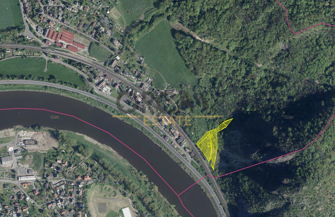 0,5 ha pozemků v k. ú. Mojžíř - 3