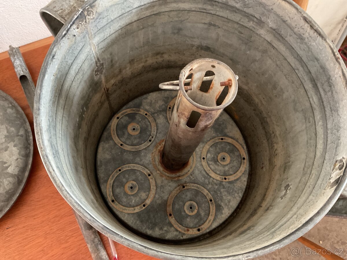 Starý zavařovací hrnec funkční - 3