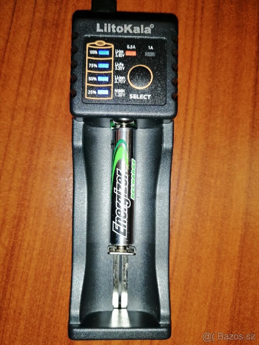 Inteligentná nabíjačka na gum batérie 1,2V pre Walkman - 3