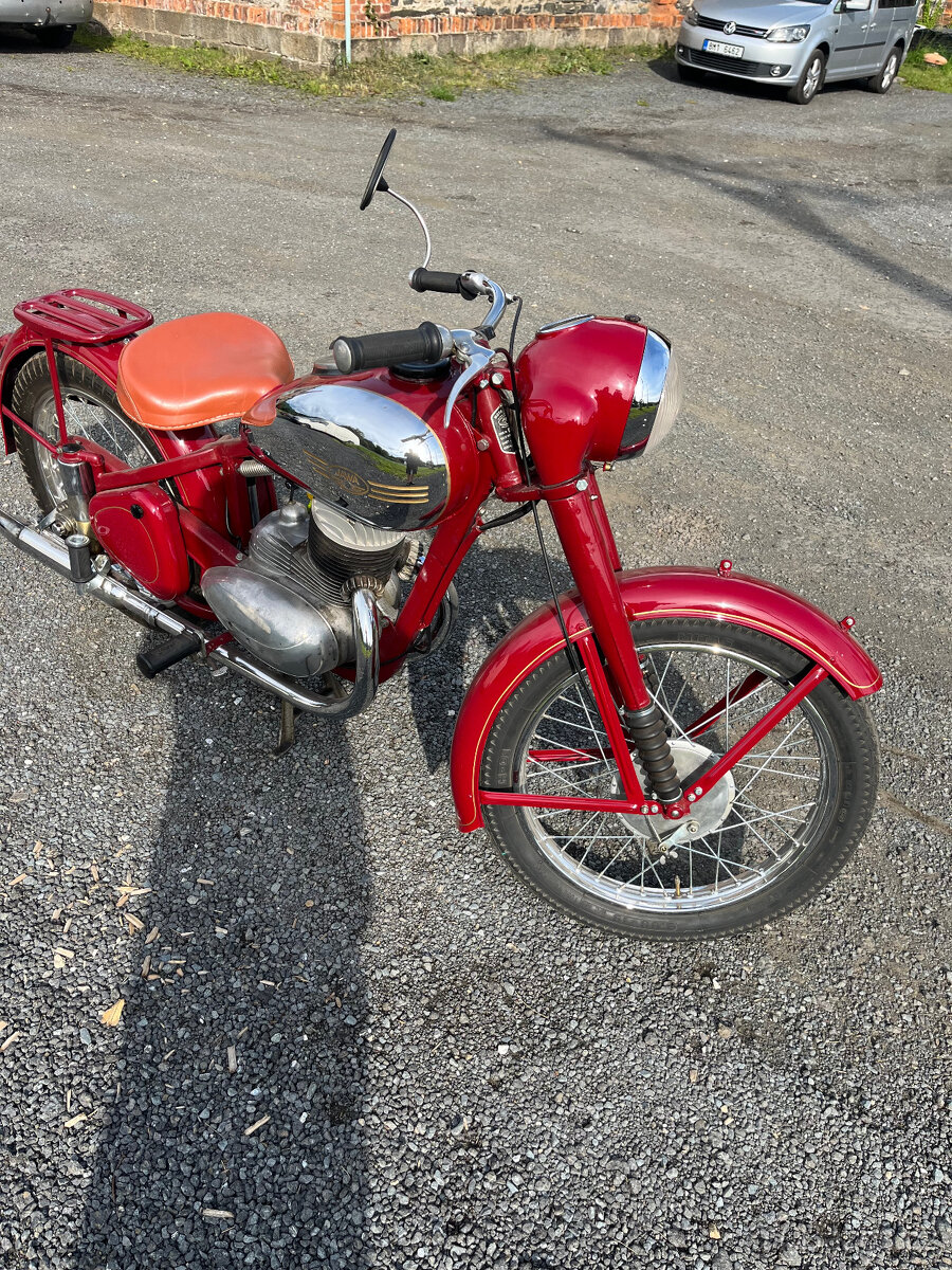 Jawa 250 Pérák - 3