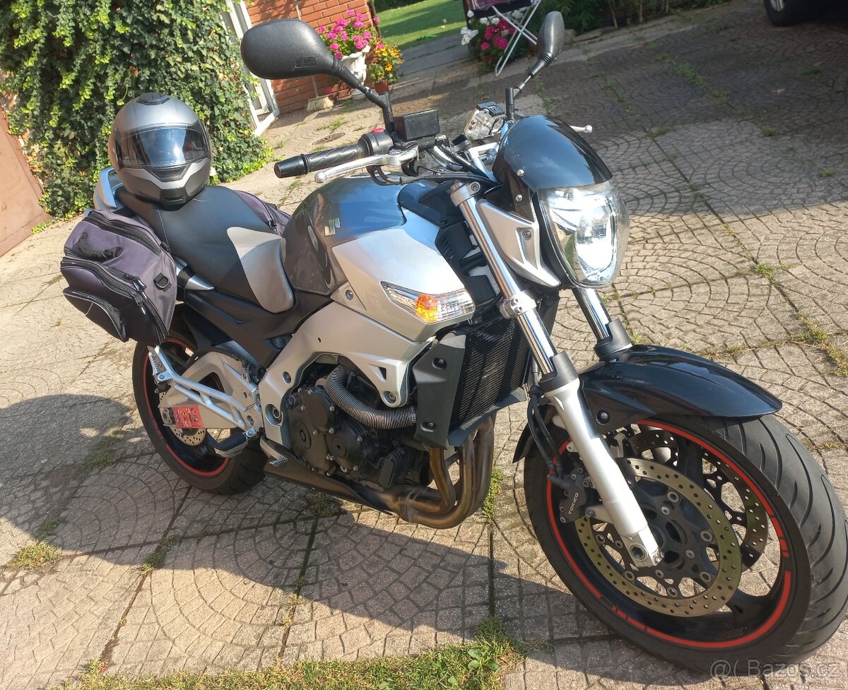 Prodám Suzuki GSR 600 - 3