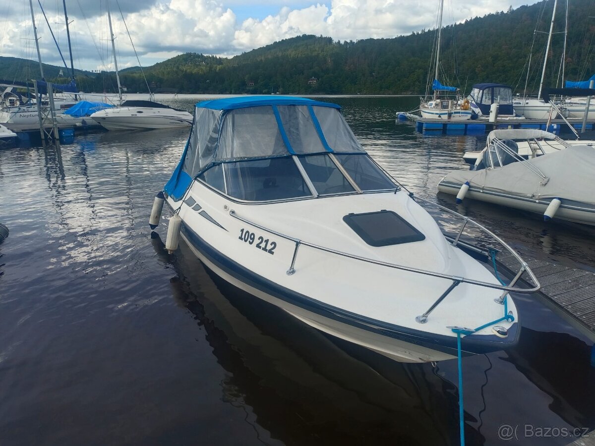 Bayliner 1952 RV 2002 - 3