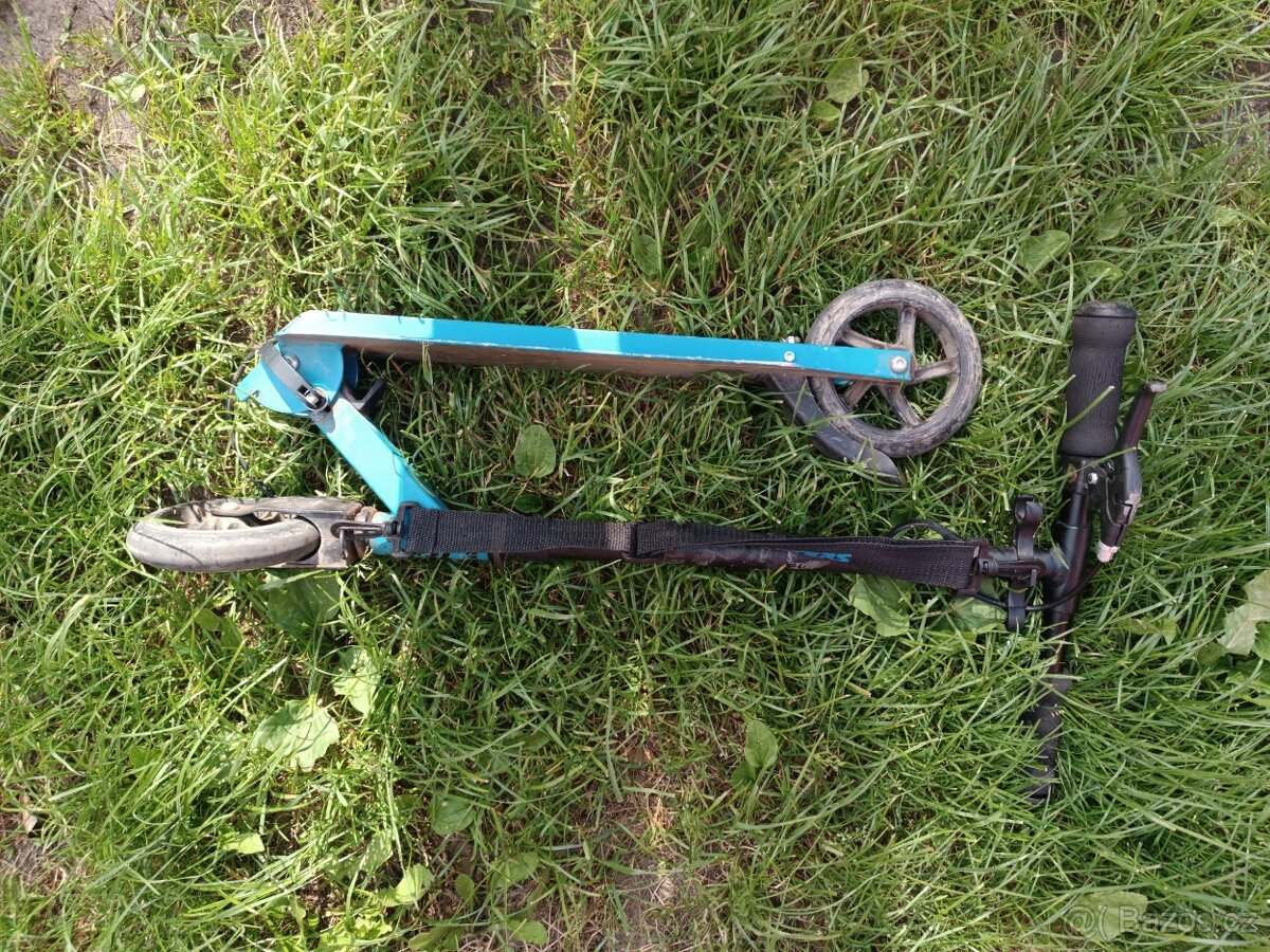 Dětská skládací koloběžka - 3