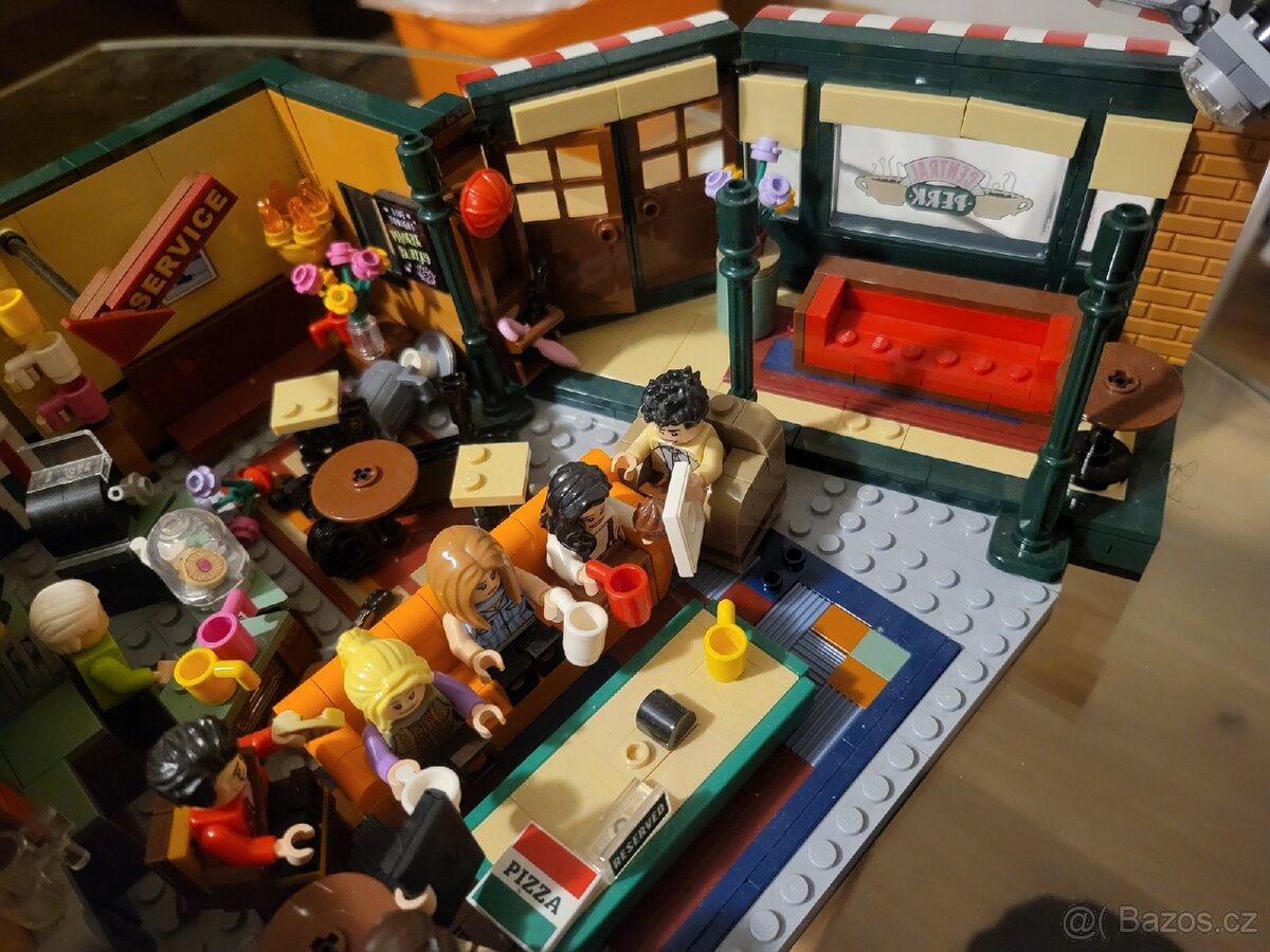 Prodam Lego Friends 21319 - 3