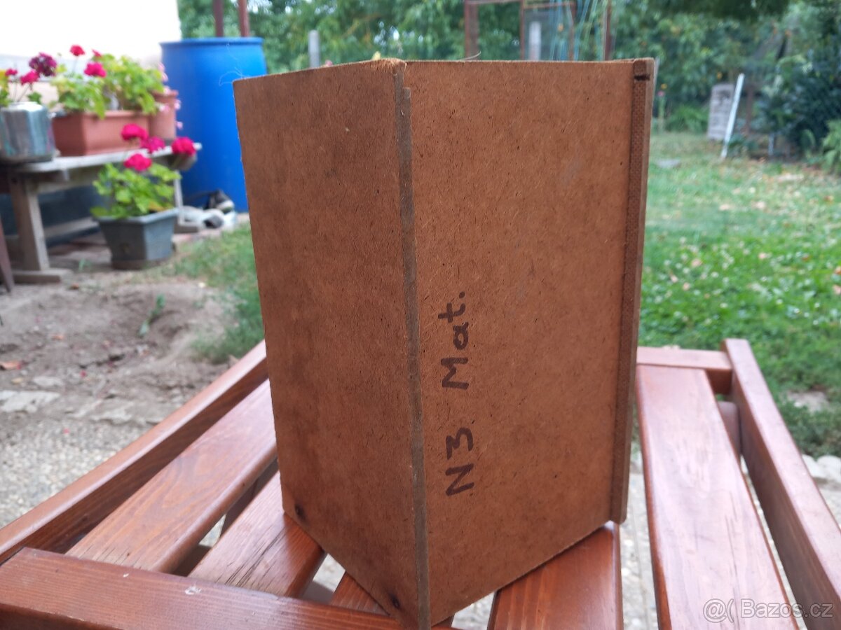 malá přepravka - 3